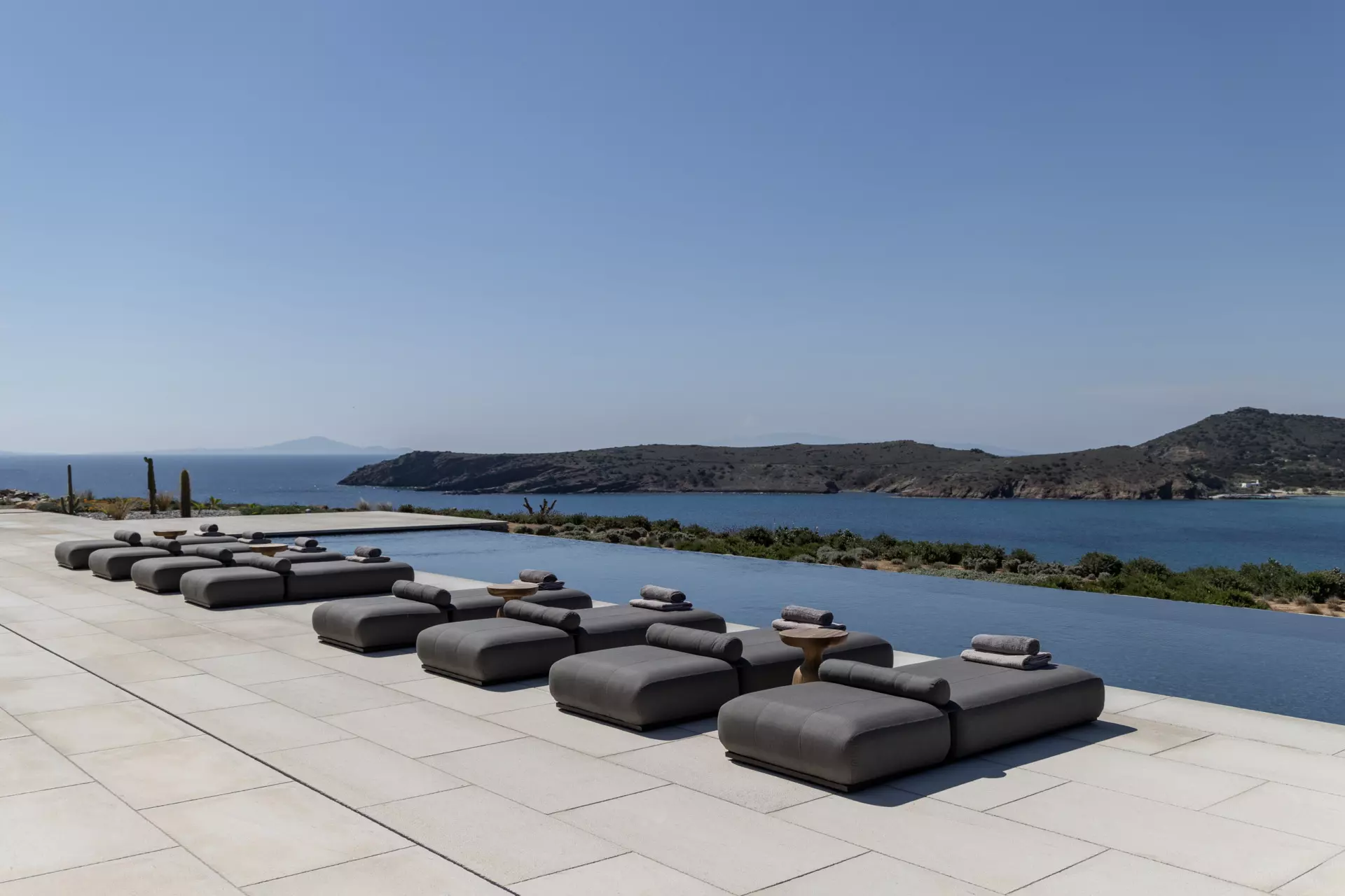 Yunanistan’ın Spetses Kenti: Büyüleyici Liman ve Tarihi İhtişam